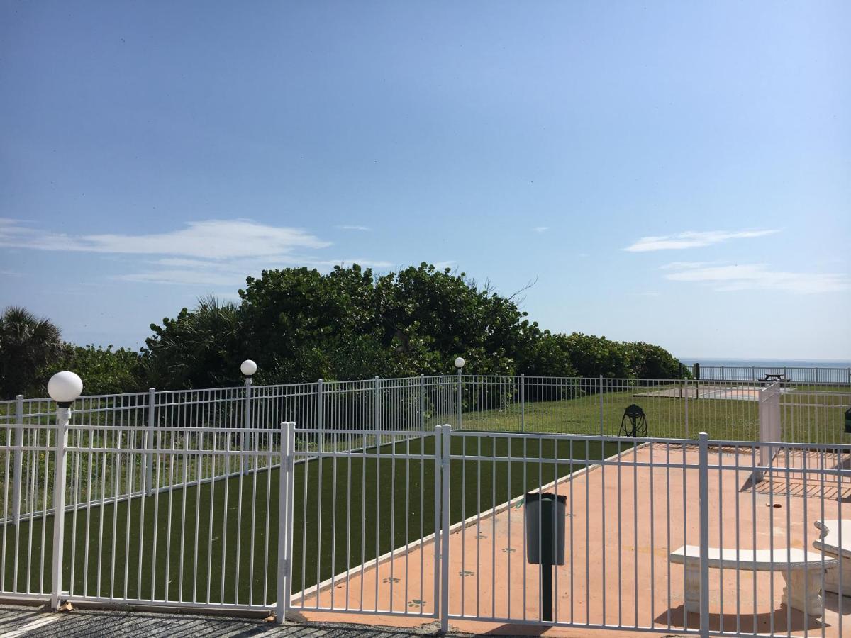 ساتيلايت بيتش Paradise Beach Club - Oceanfront And Penthouse المظهر الخارجي الصورة