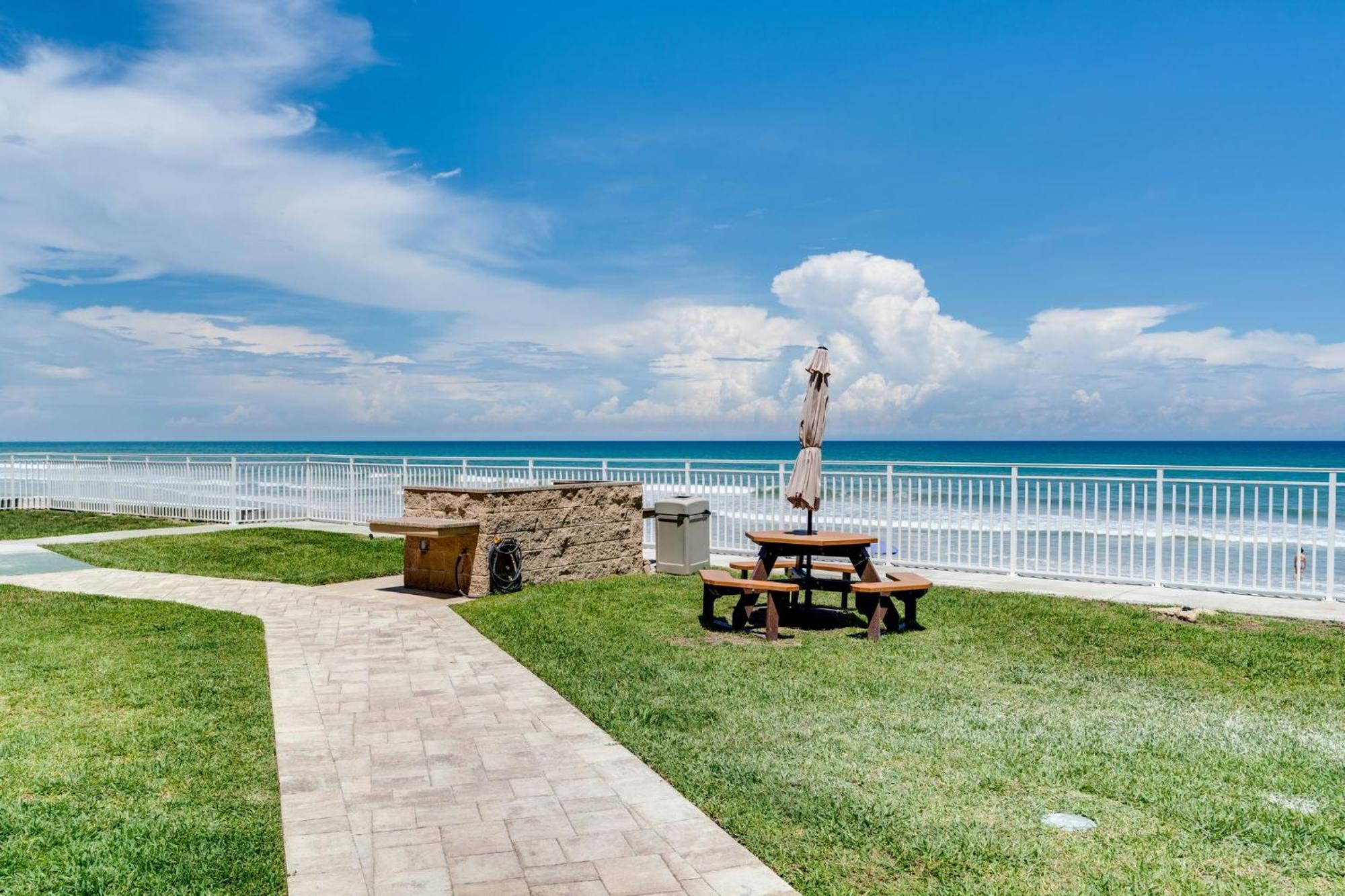 ساتيلايت بيتش Paradise Beach Club - Oceanfront And Penthouse المظهر الخارجي الصورة